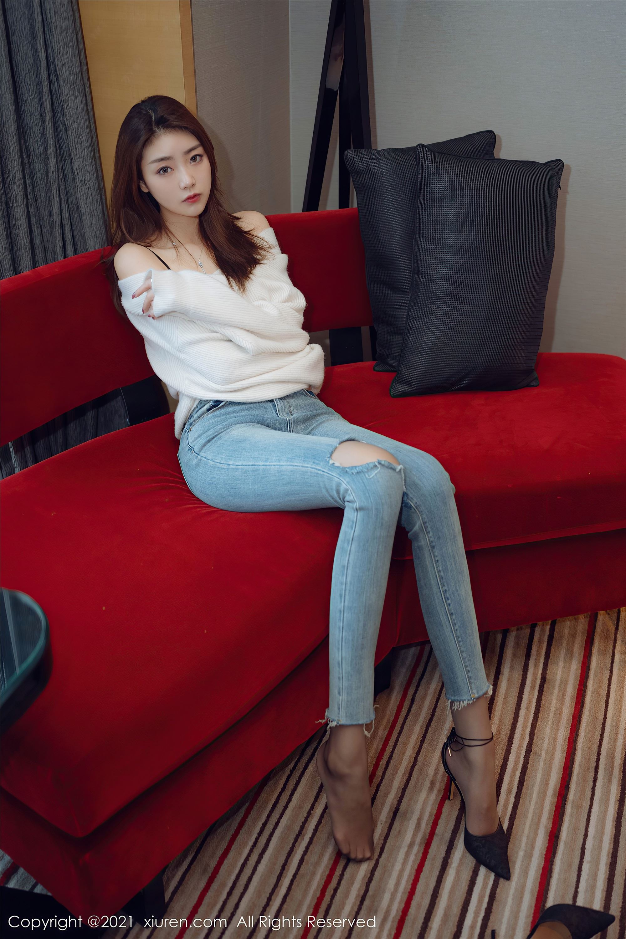 XiuRen秀人网  2021.06.02 No.3493 可樂Vicky